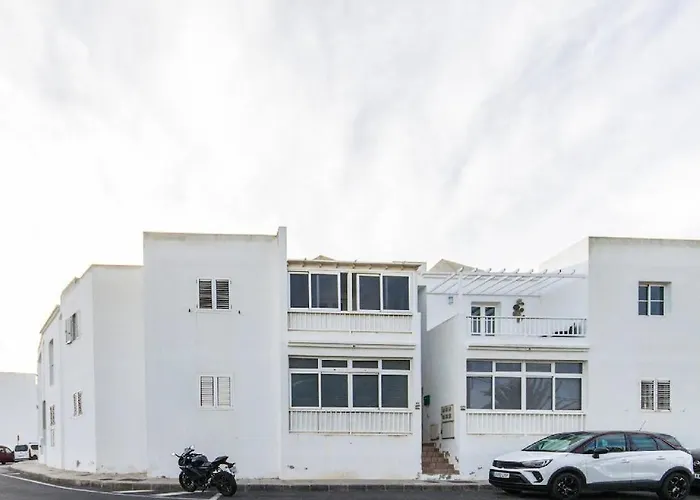 Atenea San Bartolome (Las Palmas)